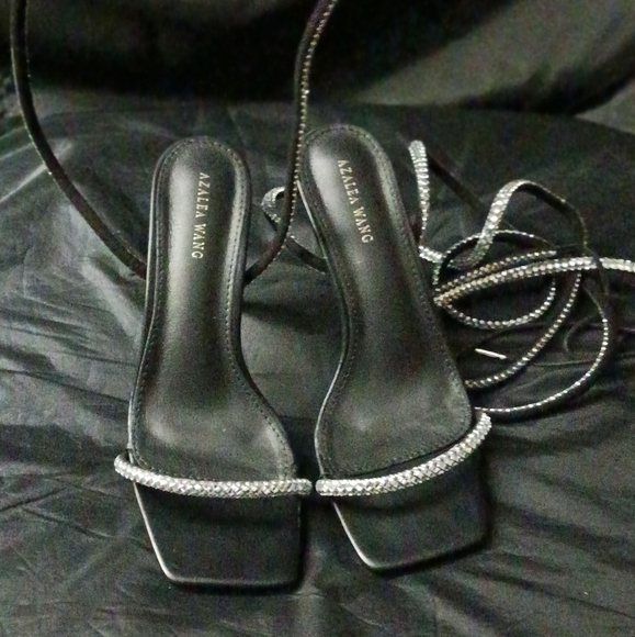 Azalea Wang women's shoes black with silver rhinestones size 10 - Picture 2 of 6